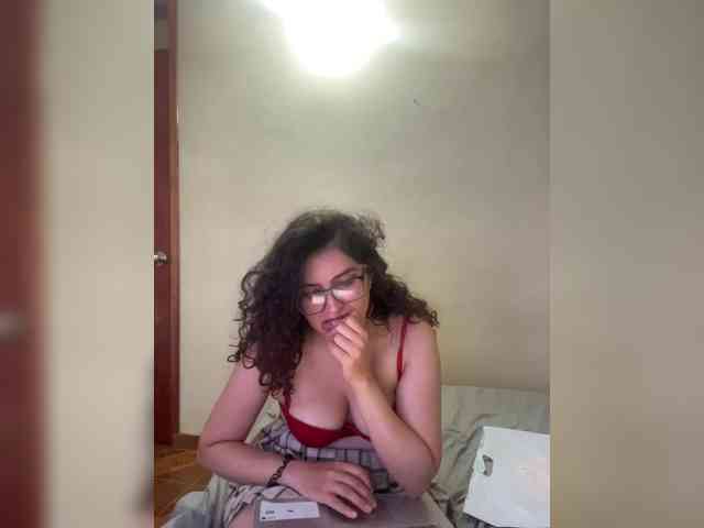 LuanaPowerful webcam