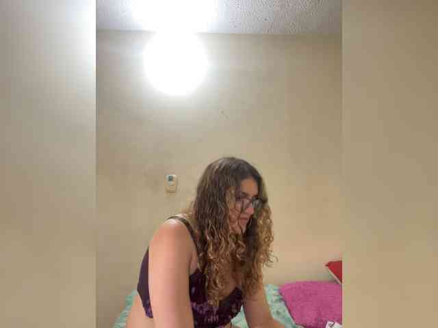LuanaPowerful webcam
