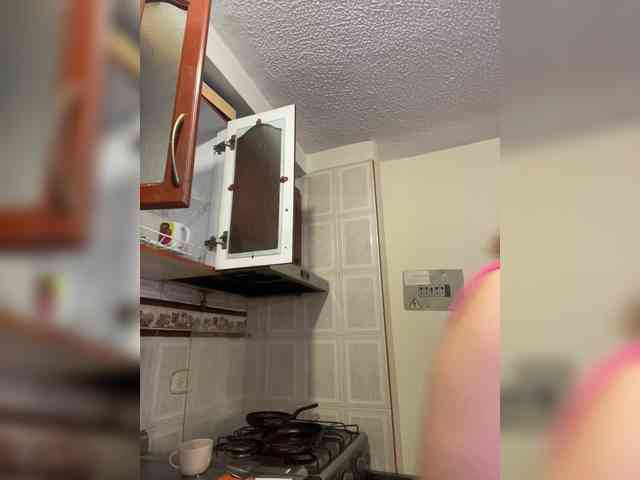 LuanaPowerful webcam