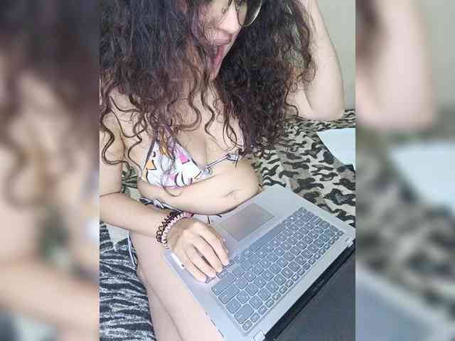 LuanaPowerful