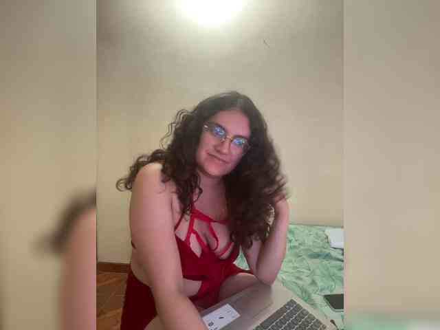 LuanaPowerful webcam