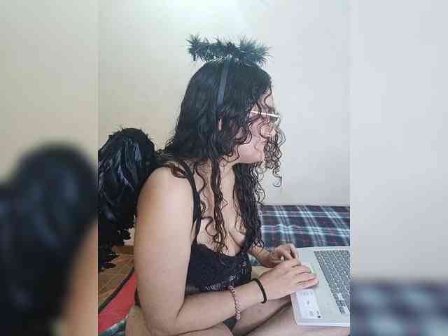 LuanaPowerful