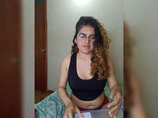LuanaPowerful webcam