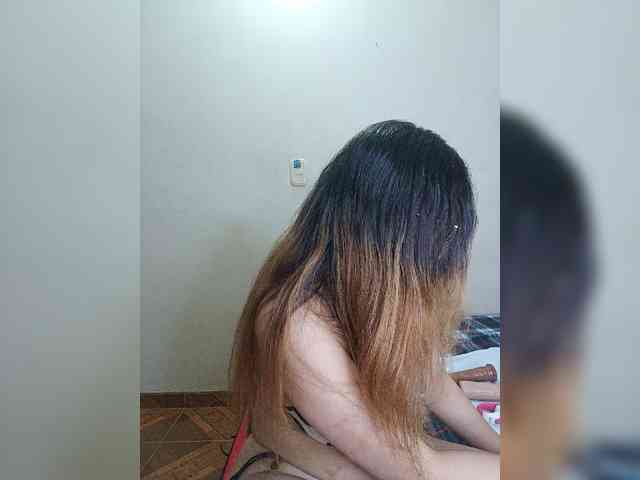 LuanaPowerful webcam