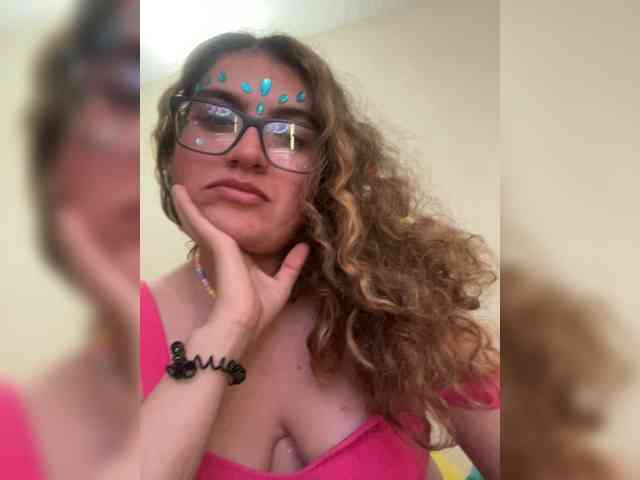 LuanaPowerful webcam