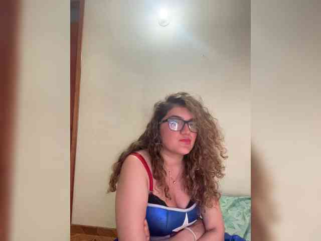 LuanaPowerful webcam