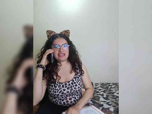 LuanaPowerful webcam