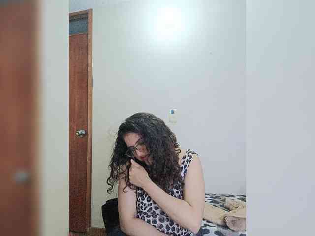 LuanaPowerful webcam