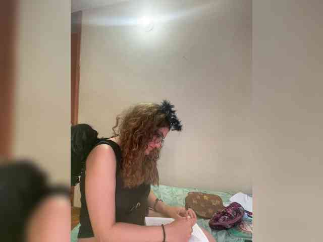 LuanaPowerful webcam