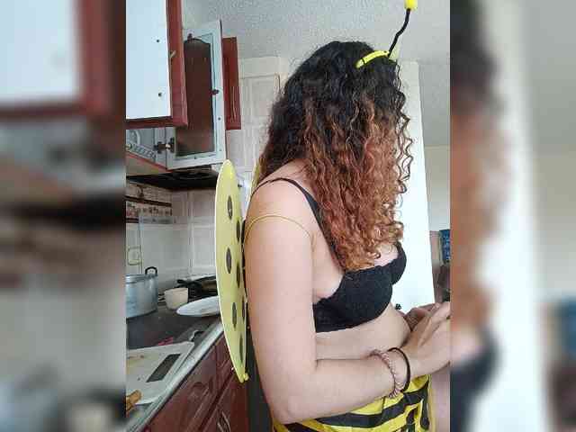 LuanaPowerful webcam