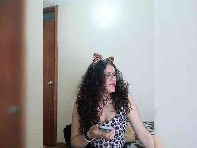 LuanaPowerful webcam