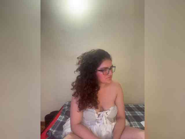 LuanaPowerful webcam