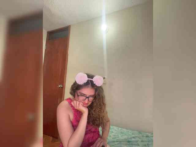 LuanaPowerful webcam
