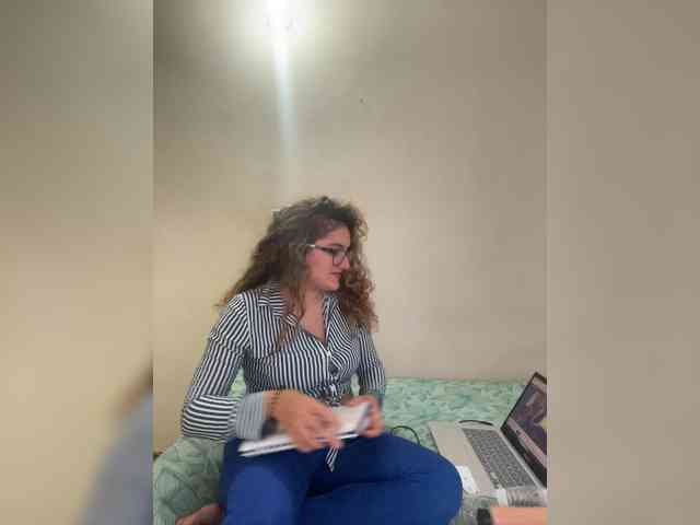 LuanaPowerful webcam