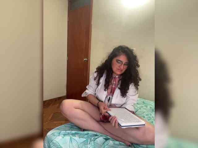 LuanaPowerful webcam