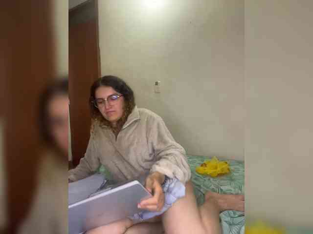 LuanaPowerful webcam