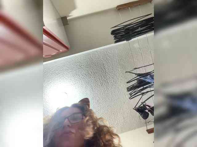 LuanaPowerful webcam