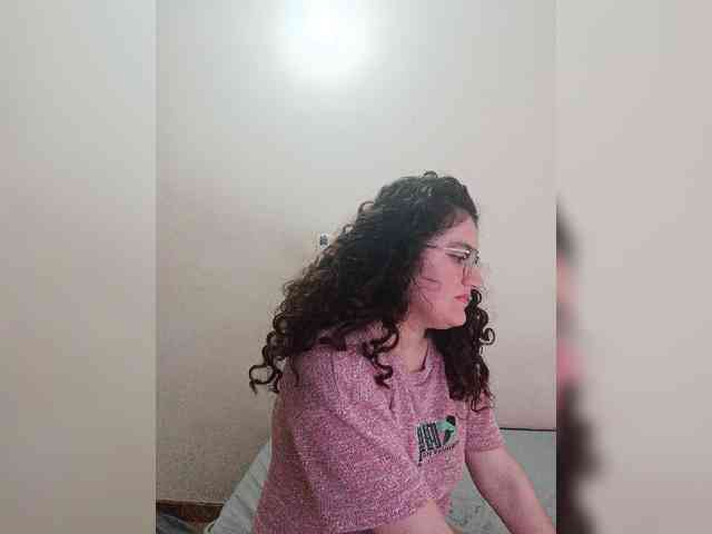 LuanaPowerful webcam