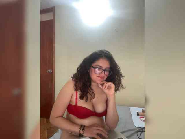 LuanaPowerful webcam