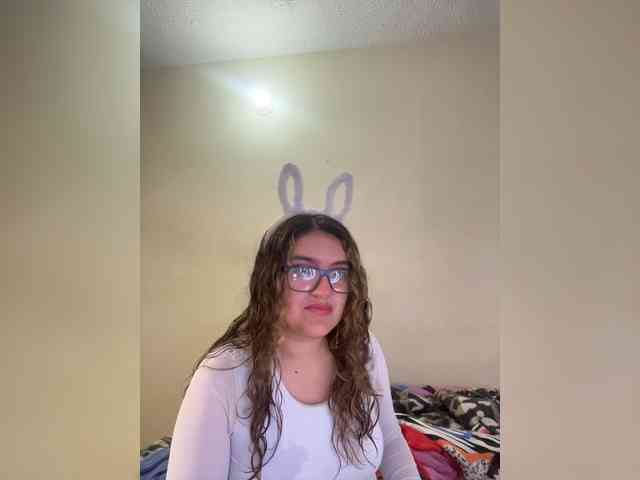 LuanaPowerful webcam
