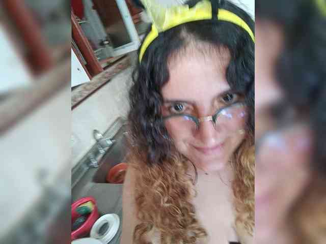 LuanaPowerful webcam