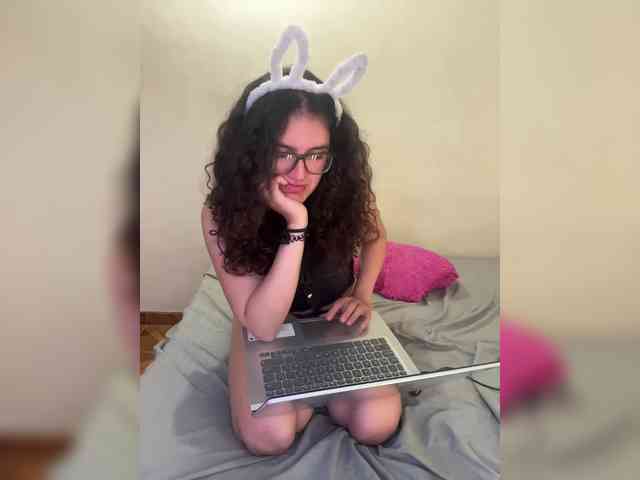 LuanaPowerful Live Webcam on BongaCams