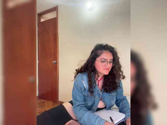 LuanaPowerful webcam