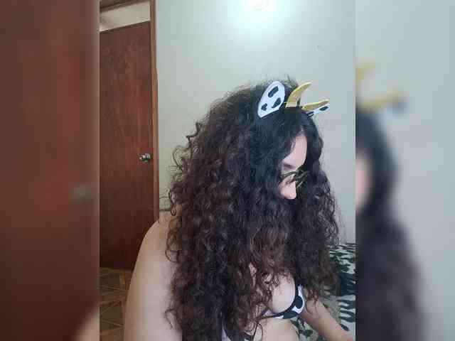 LuanaPowerful webcam
