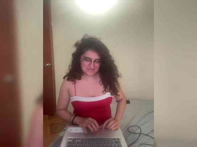 LuanaPowerful webcam