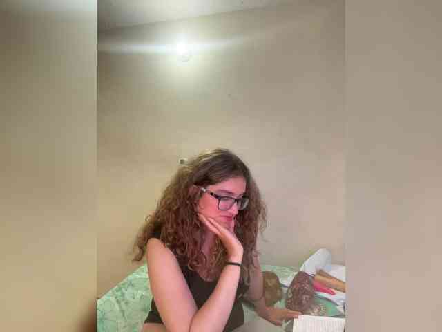 LuanaPowerful webcam