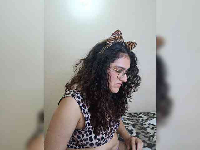 LuanaPowerful webcam
