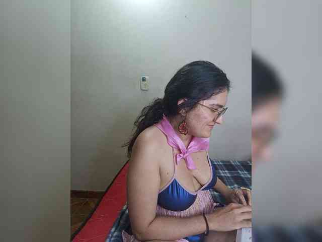 LuanaPowerful webcam