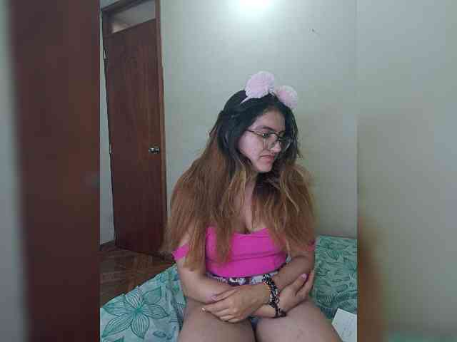 LuanaPowerful webcam
