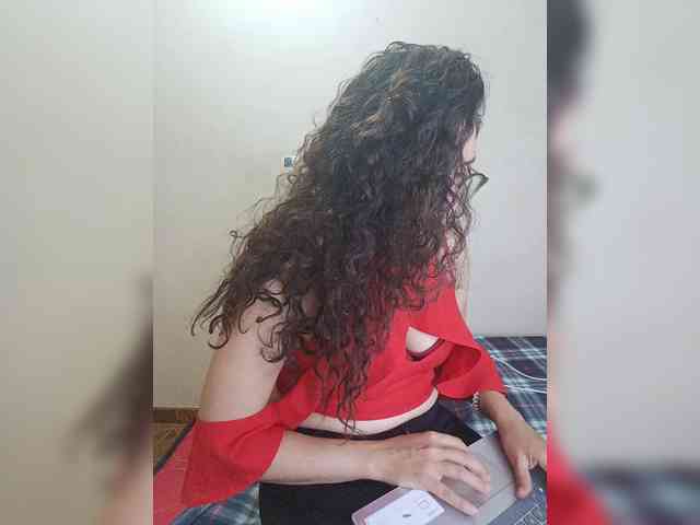 LuanaPowerful webcam