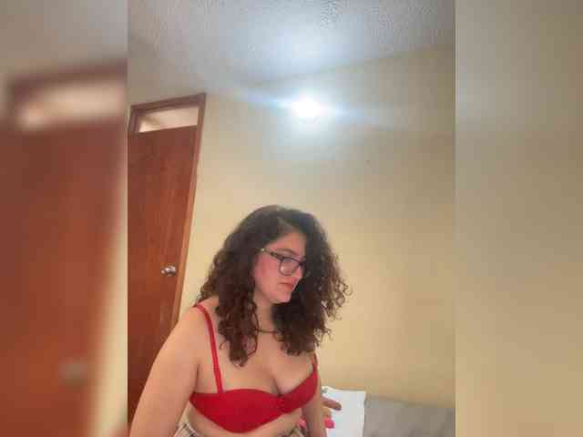 LuanaPowerful webcam