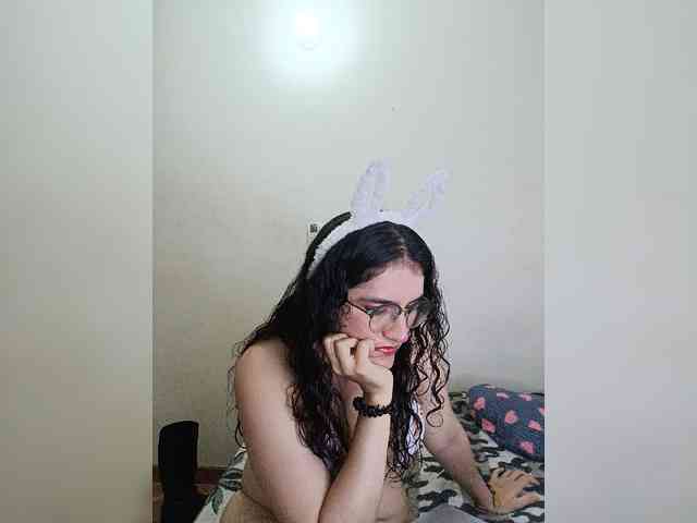 LuanaPowerful webcam