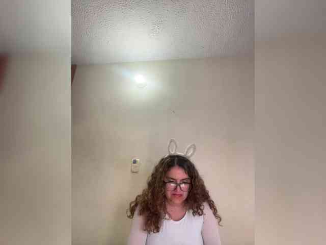 LuanaPowerful webcam