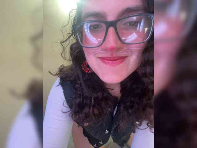 LuanaPowerful webcam
