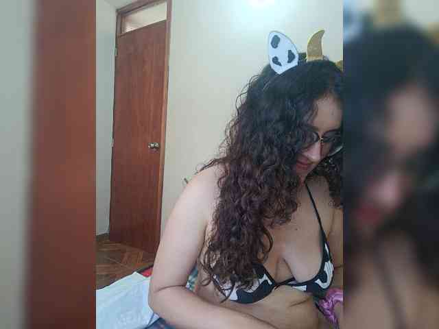 LuanaPowerful webcam