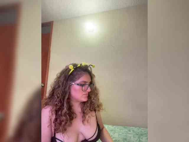 LuanaPowerful LuanaPowerful