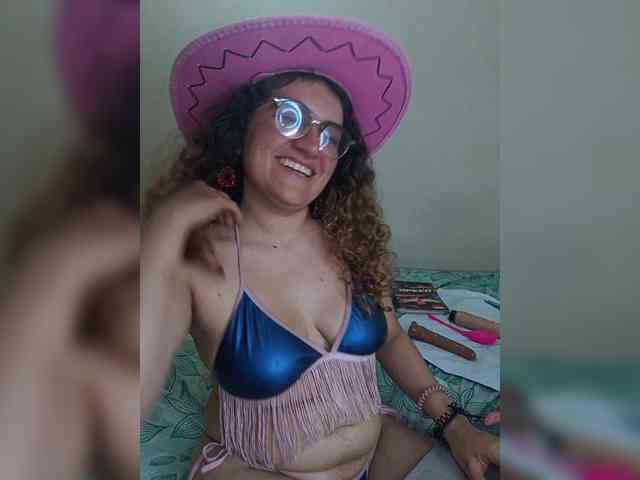 LuanaPowerful webcam