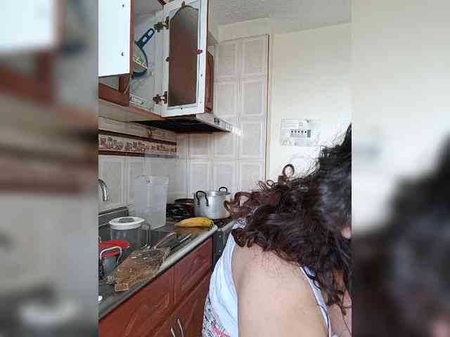 LuanaPowerful webcam