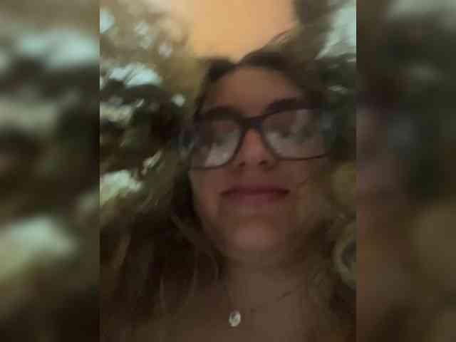 LuanaPowerful webcam
