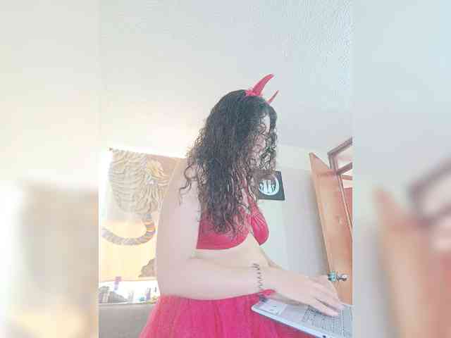 LuanaPowerful webcam