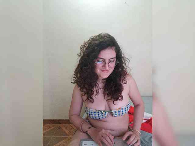 LuanaPowerful webcam