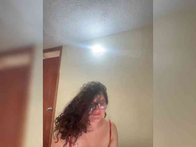LuanaPowerful webcam