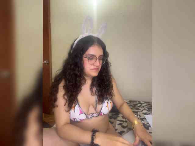 LuanaPowerful webcam