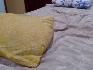 cutelizah's Live Webcam