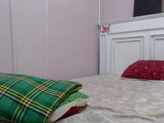 cutelizah's Live Webcam