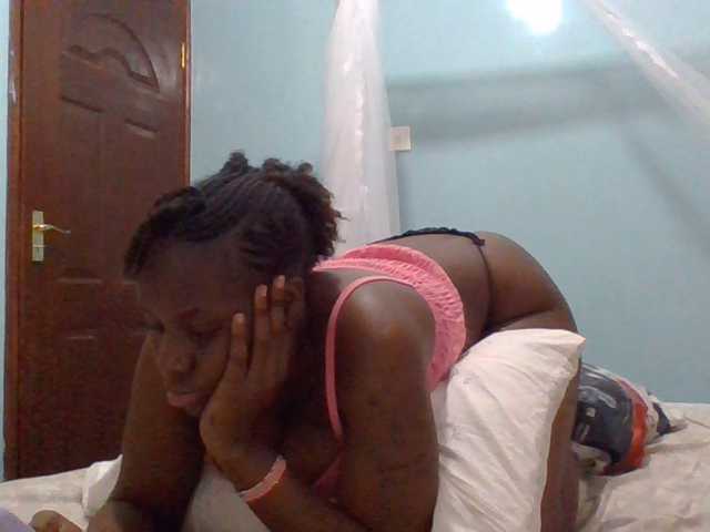 cutelizah live cam on BongaCams